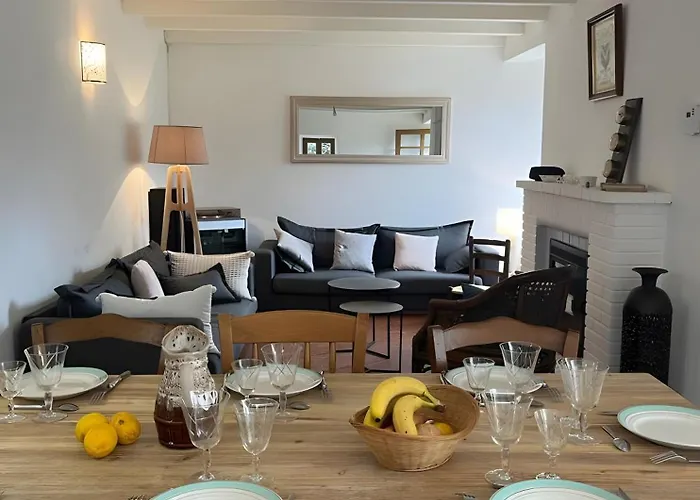 Maison De Jeannette En Pierre Poggiolo (Corsica)