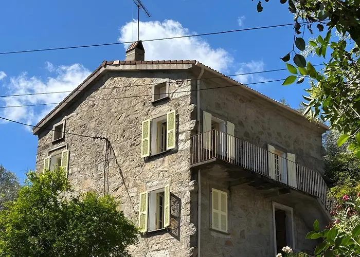 Maison De Jeannette En Pierre *