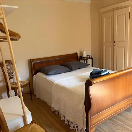 Maison De Jeannette En Pierre Poggiolo (Corsica)