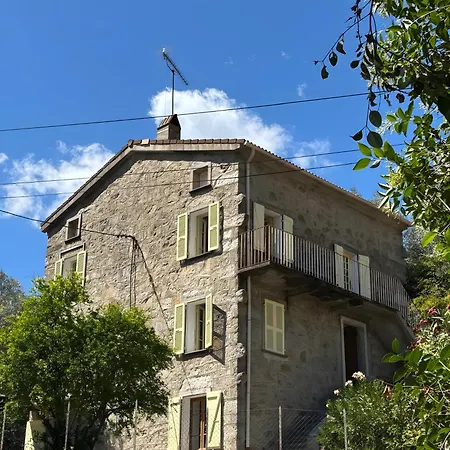 Maison De Jeannette En Pierre Poggiolo (Corsica)