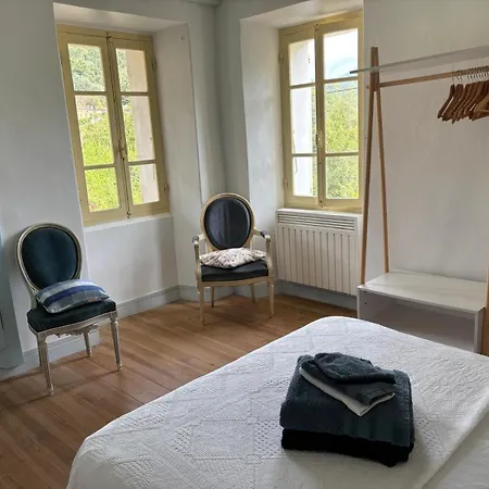 Maison De Jeannette En Pierre *