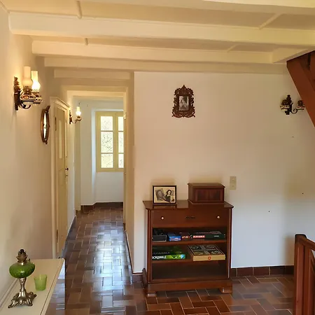 Maison De Jeannette En Pierre *