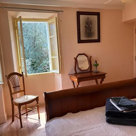 Semesterbostad Maison De Jeannette En Pierre Poggiolo (Corsica)